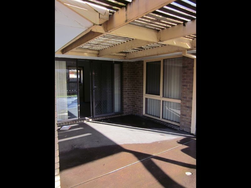 4 County Drive, Berwick VIC 3806