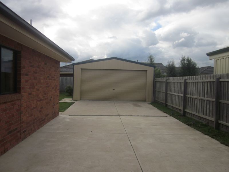 72 Hancock Drive, Berwick VIC 3806