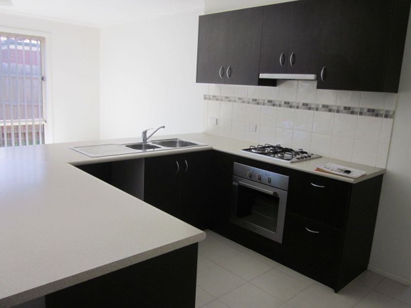 7 St Mellion Court, Cranbourne VIC 3977