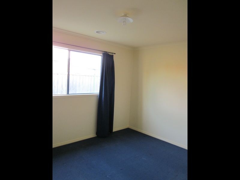 15 Fenton Place, Narre Warren South VIC 3805