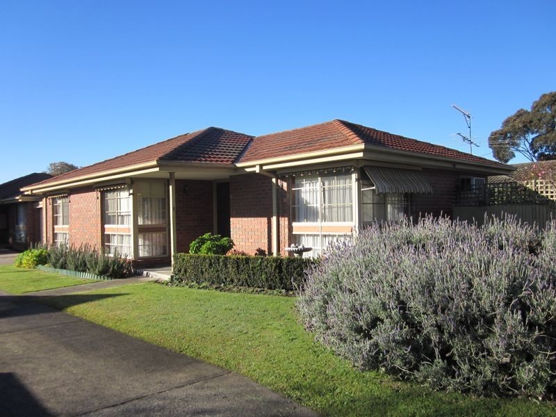 1/58 Woods Street, Beaconsfield VIC 3807