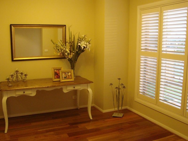 4 Westwood Road, Cranbourne East VIC 3977