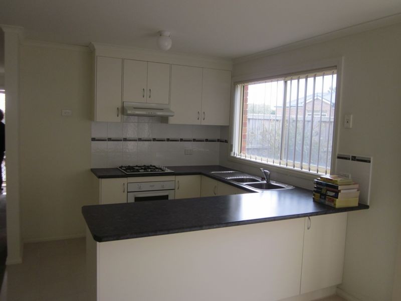 1/60 Sunnyvale Drive, Langwarrin VIC 3910