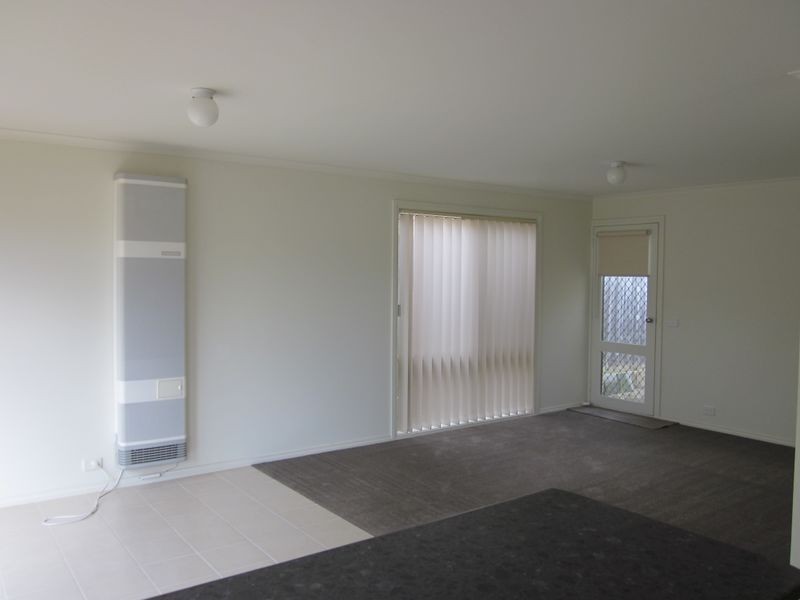 1/60 Sunnyvale Drive, Langwarrin VIC 3910