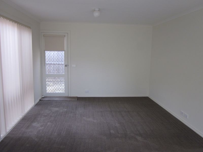 1/60 Sunnyvale Drive, Langwarrin VIC 3910