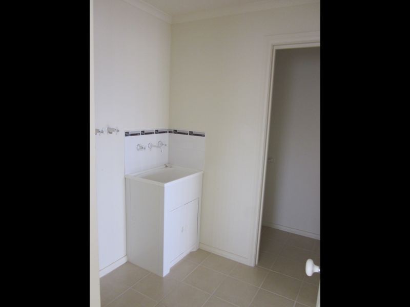 1/60 Sunnyvale Drive, Langwarrin VIC 3910