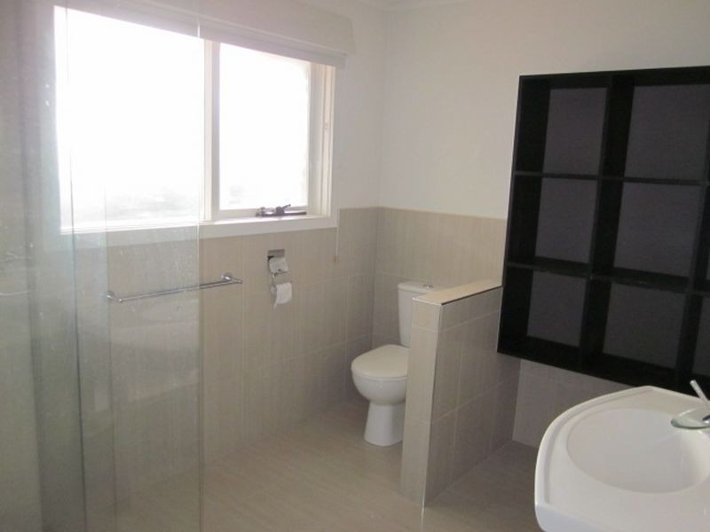 6 Florence Avenue, Berwick VIC 3806