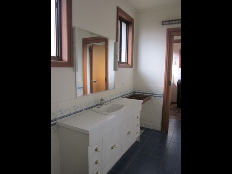 15 Edwardes Street, Berwick VIC 3806