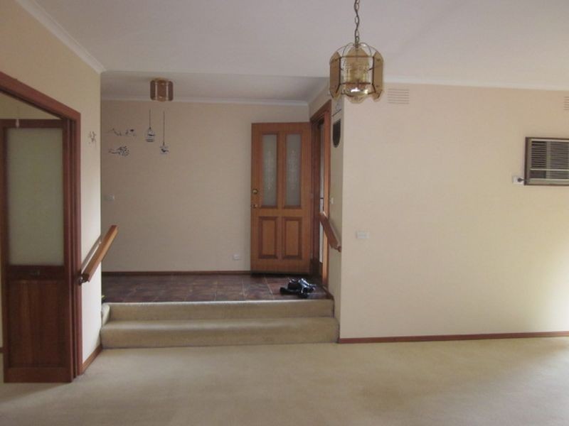 15 Edwardes Street, Berwick VIC 3806