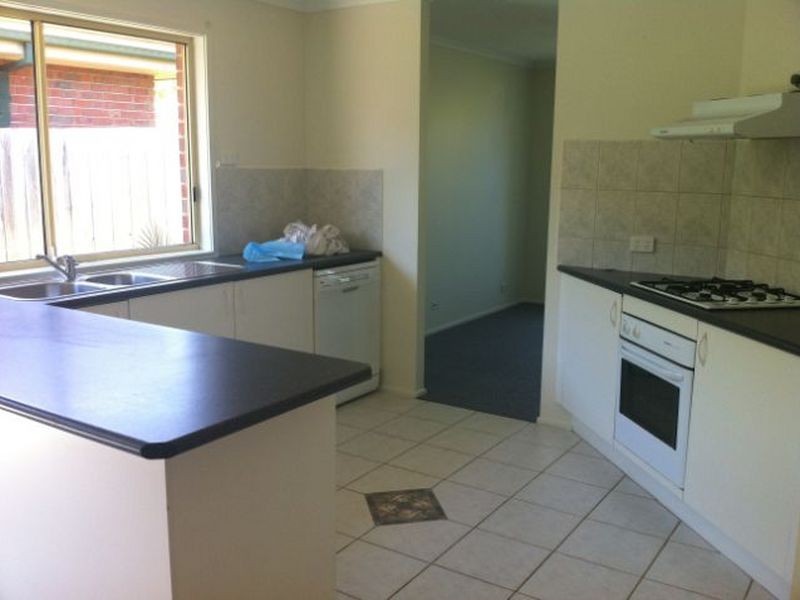 59 Jarryd Crescent, Berwick VIC 3806