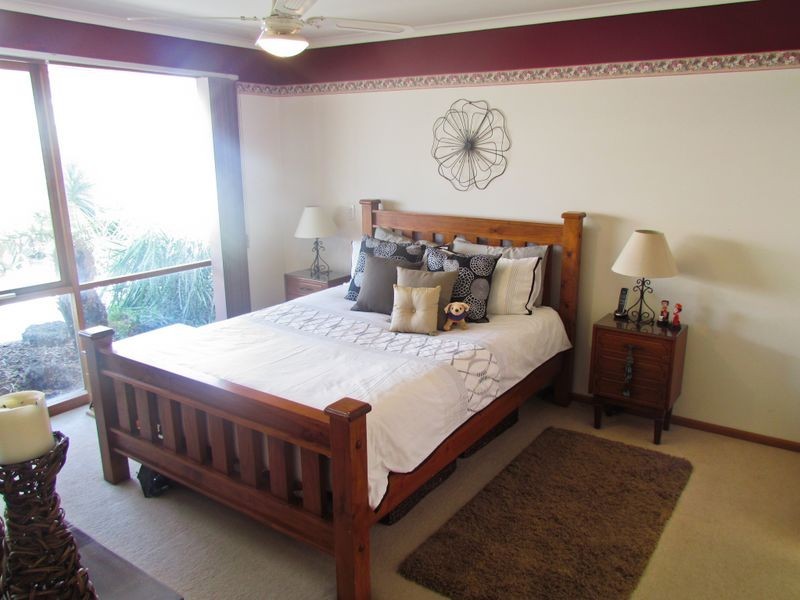 1 Bunerong Court, Narre Warren South VIC 3805