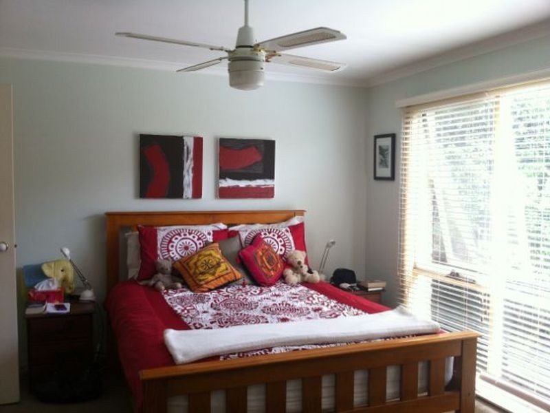 10 Ezard Close, Berwick VIC 3806