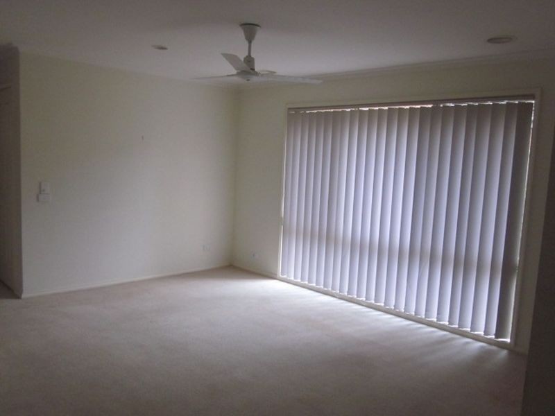 4 Kimbarra Drive, Berwick VIC 3806