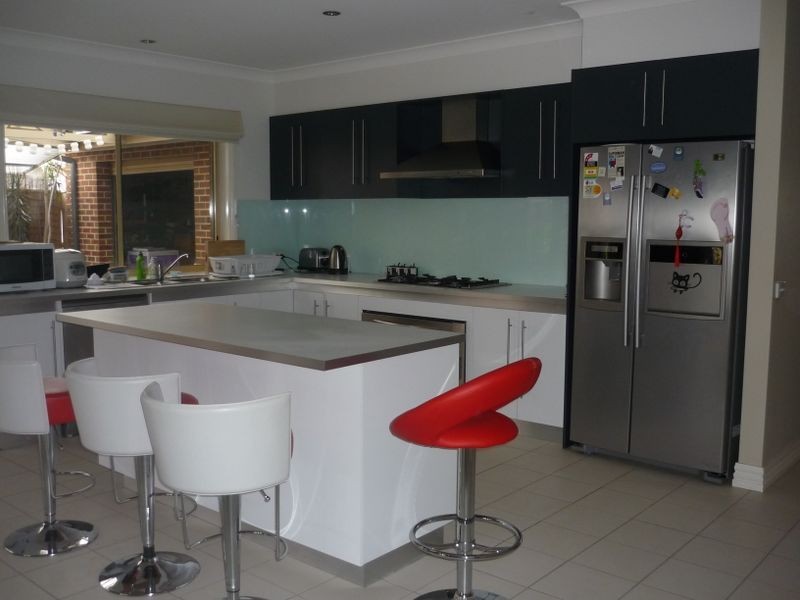 19 Marsh Grove, Berwick VIC 3806