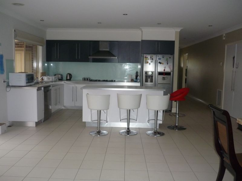 19 Marsh Grove, Berwick VIC 3806