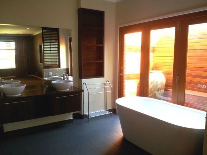 14 Skyline Way, Berwick VIC 3806