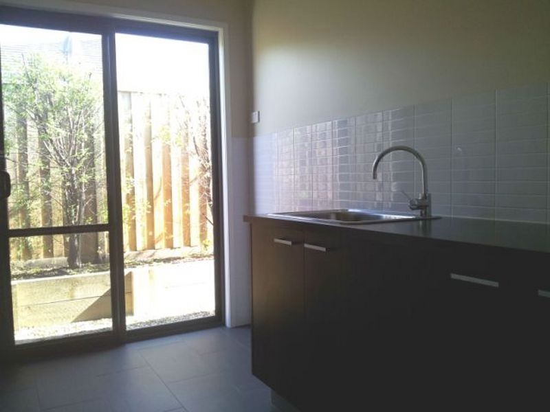 14 Skyline Way, Berwick VIC 3806