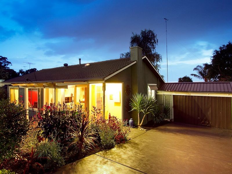 7 Queens Court, Berwick VIC 3806