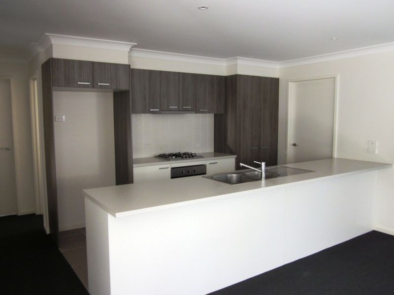 6 Lindeman Street, Berwick VIC 3806