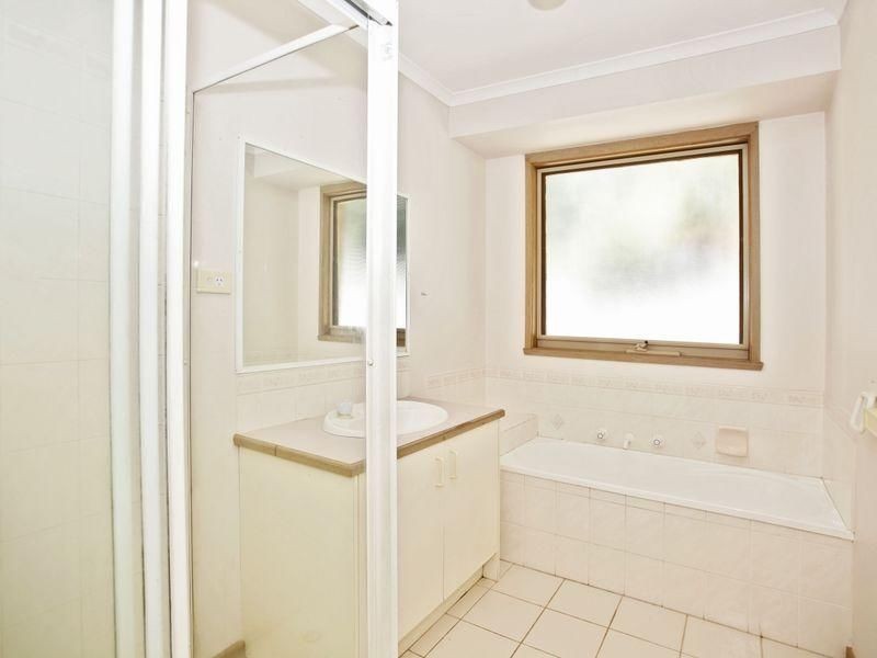 43 Ashfield Drive, Berwick VIC 3806