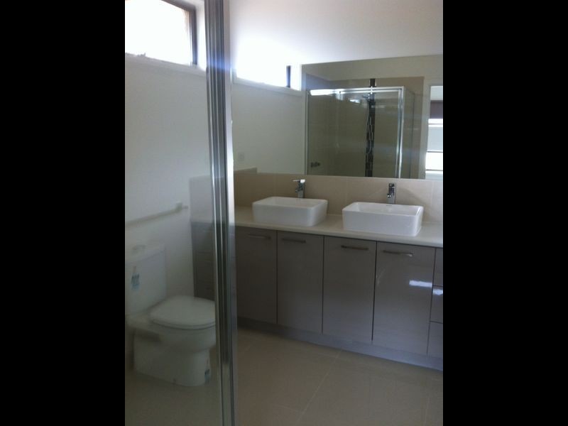 10 Long Street, Cannons Creek VIC 3977