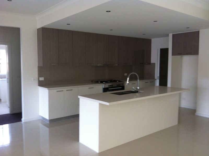 10 Long Street, Cannons Creek VIC 3977