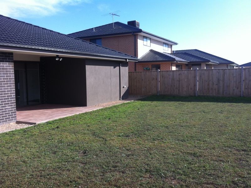 10 Long Street, Cannons Creek VIC 3977