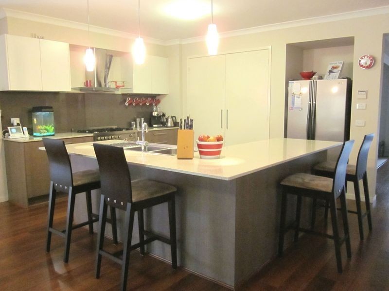 19 Skipperstone Glen, Narre Warren South VIC 3805