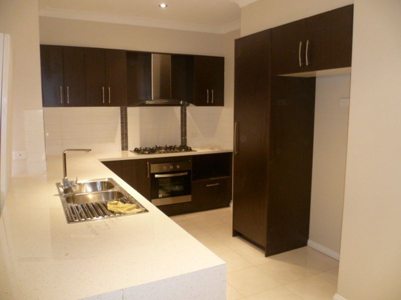 13 St Vincents Place, Berwick VIC 3806