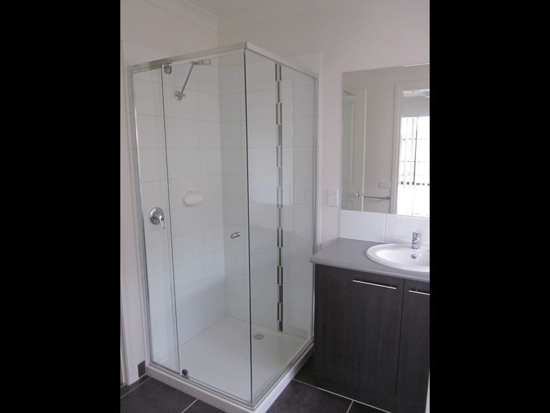 4/9 Warrenwood Place, Langwarrin VIC 3910