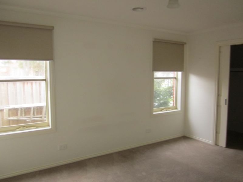 1 McCallum Drive,, Cranbourne VIC 3977