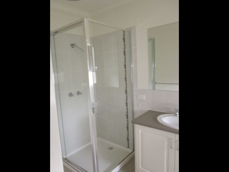 1 McCallum Drive,, Cranbourne VIC 3977