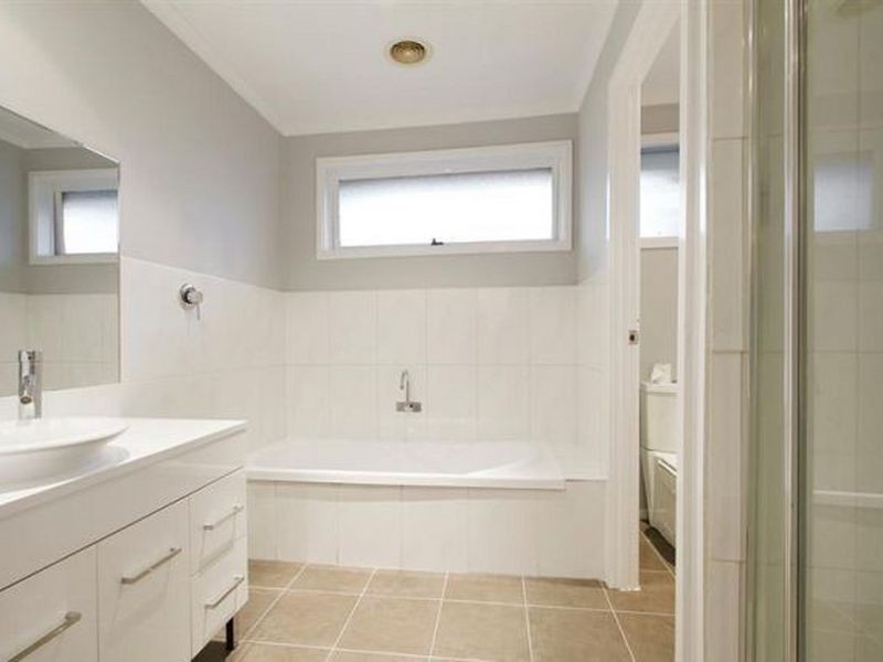 1 Melrose Court, Berwick VIC 3806