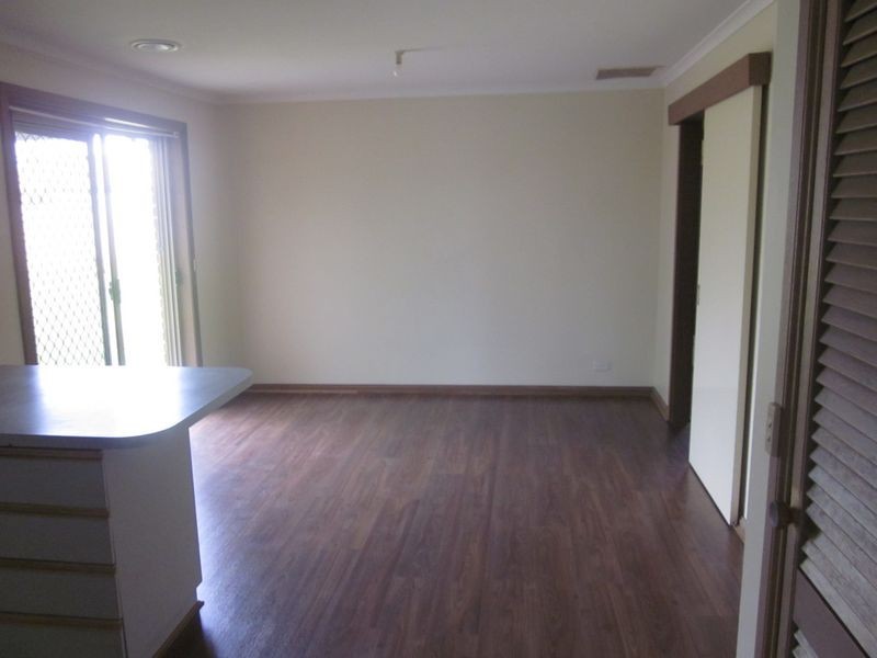 11 Fleetwood Drive, Narre Warren VIC 3805