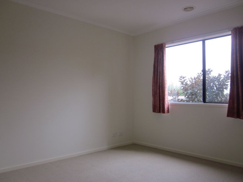 13 Haverbrack Drive, Berwick VIC 3806