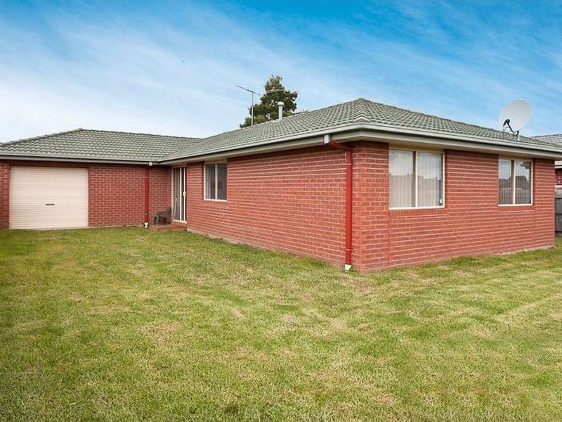 21 Balmaceda Court, Berwick VIC 3806