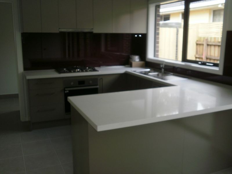 2/14 Kilvington Court, Berwick VIC 3806