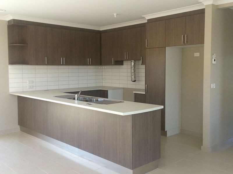 1/1 Alkoomi Court, Lynbrook VIC 3975