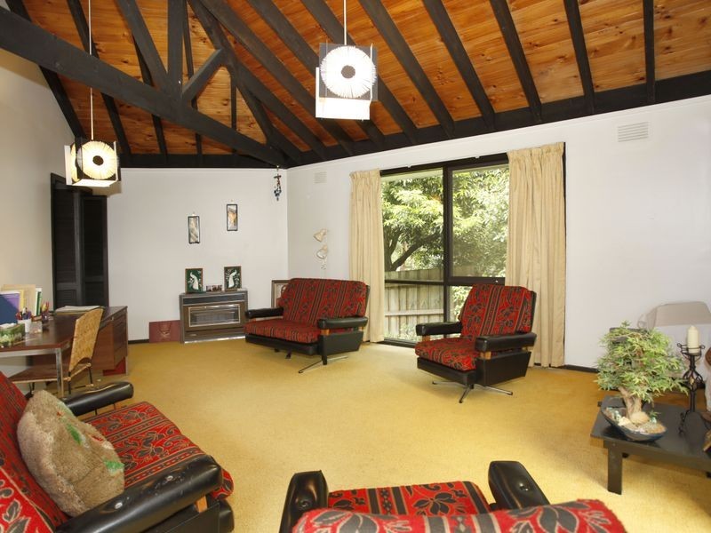 22 Lyall Road, Berwick VIC 3806