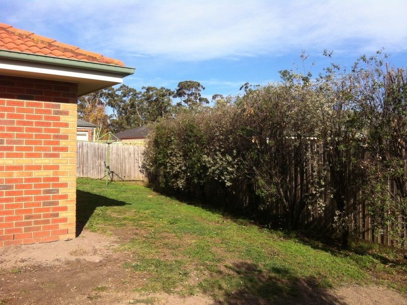 9 Gwenton Avenue, Cranbourne VIC 3977