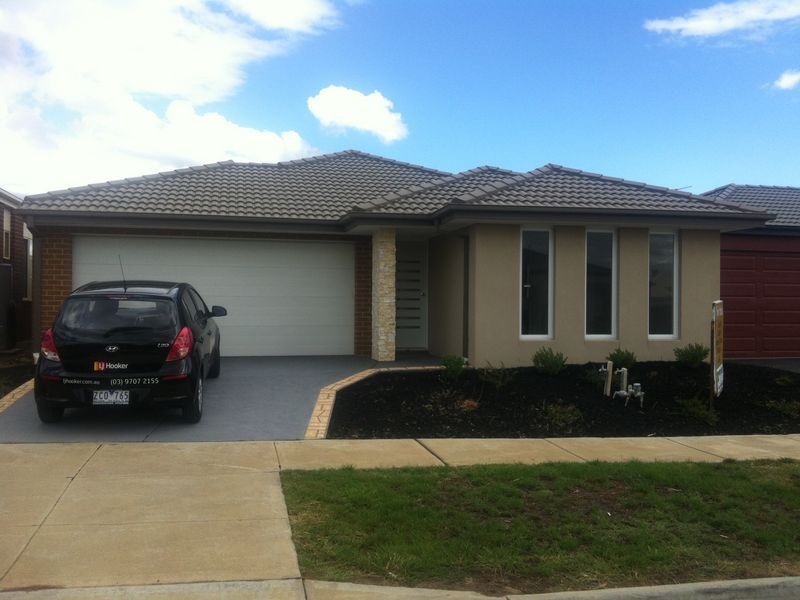 20 Ventasso Street, Clyde North VIC 3978