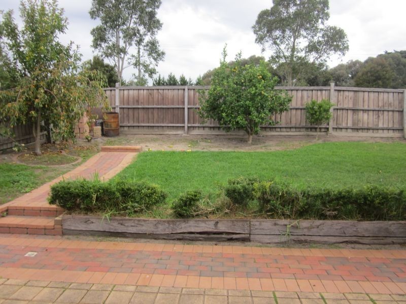 9 Karrum Karrum Court, Narre Warren South VIC 3805