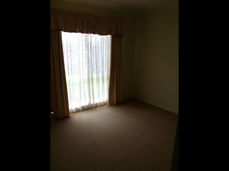 16 Emperor Road, Berwick VIC 3806