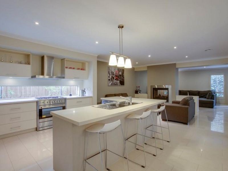 11 Kooyong Drive, Officer VIC 3809