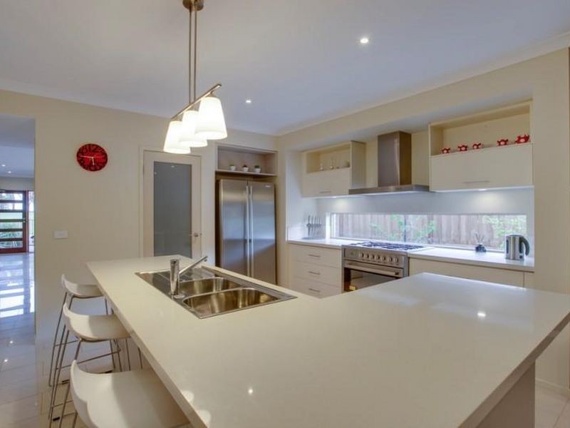 11 Kooyong Drive, Officer VIC 3809