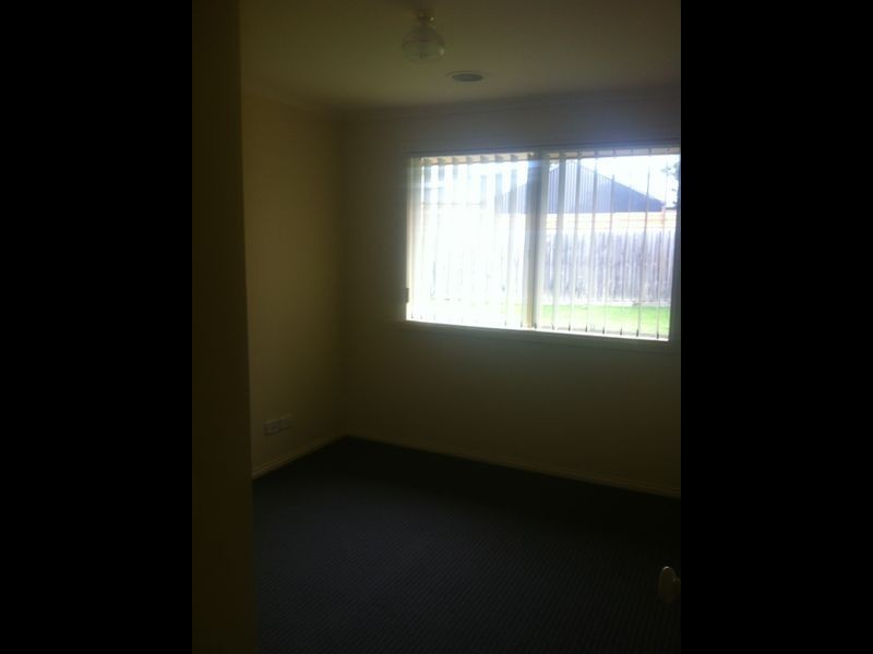 2 Wahgunyah Crescent, Langwarrin VIC 3910