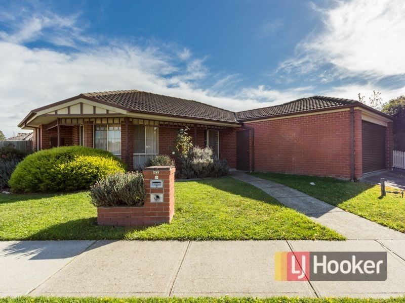82 Homestead Way, Berwick VIC 3806