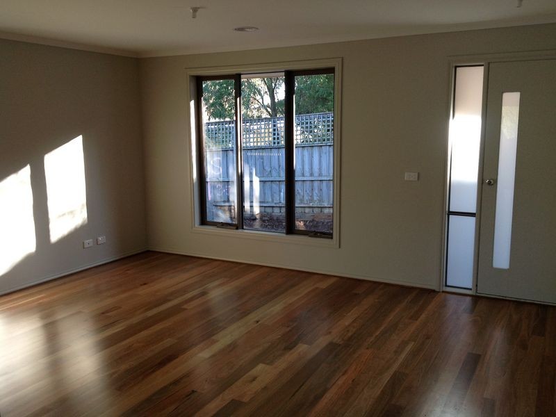 2/22 Lyle Avenue, Beaconsfield VIC 3807