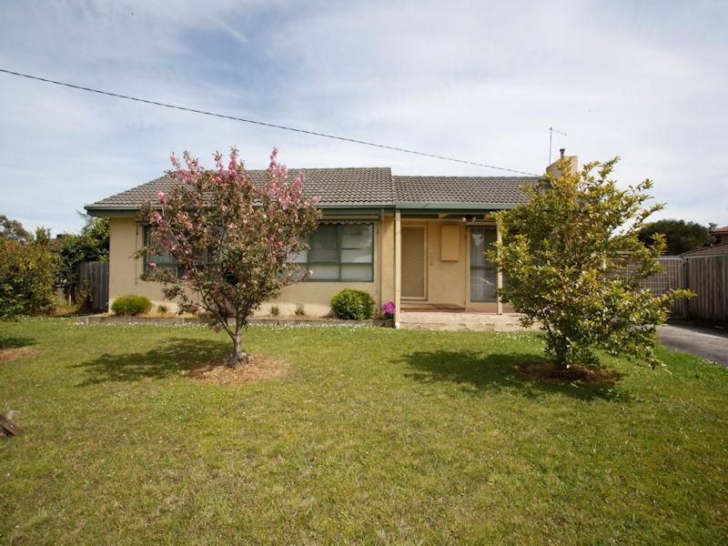 4 Anne Street, Beaconsfield VIC 3807