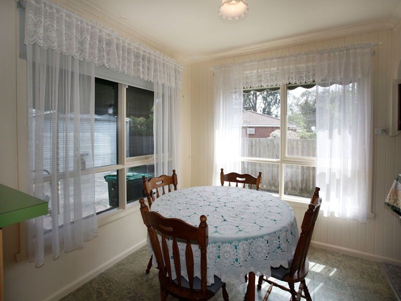 4 Anne Street, Beaconsfield VIC 3807
